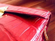 Wallet on chain:red