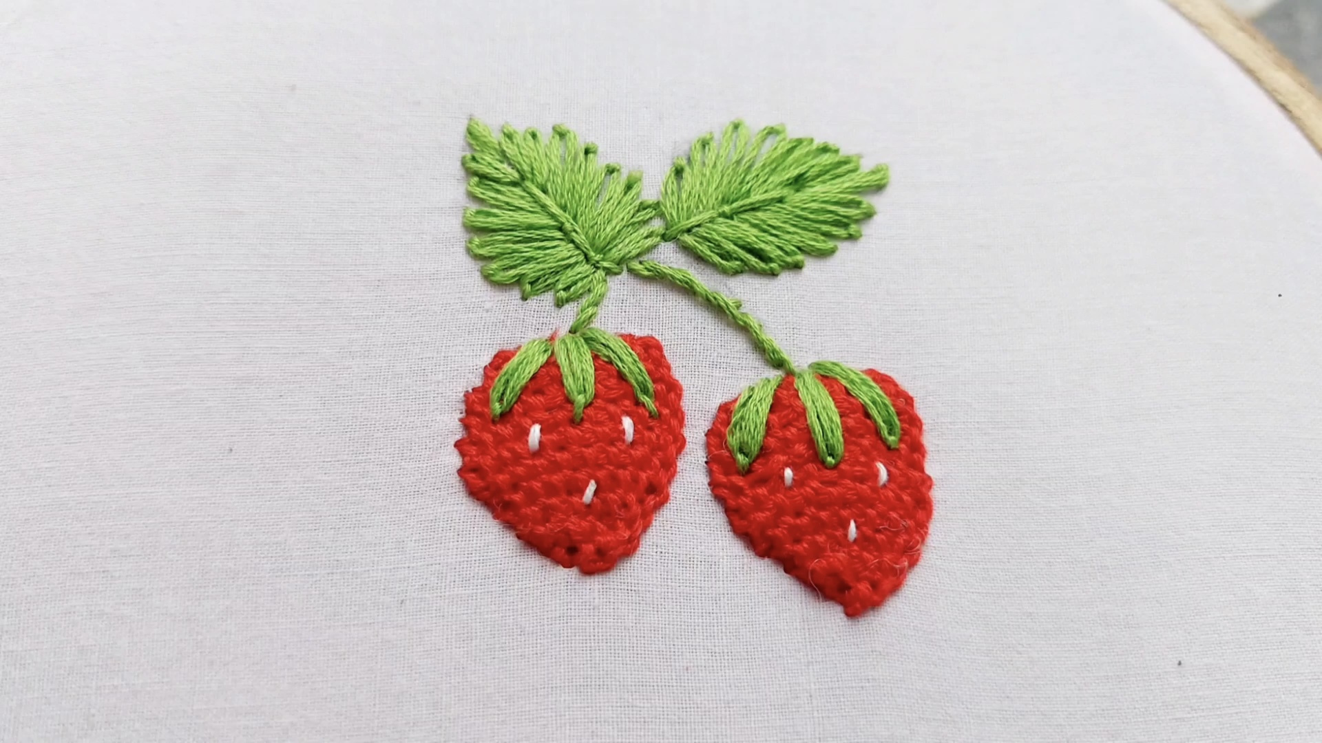 DIY手工立体刺绣草莓视频教程