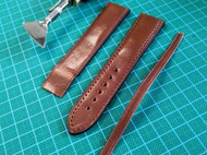 手工定制表带：托斯卡纳牛皮表带，手工缝制中…