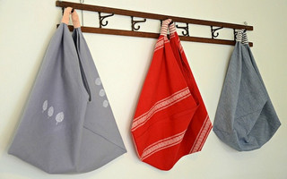 #布艺教程# 手工制作简单的折叠购物布包