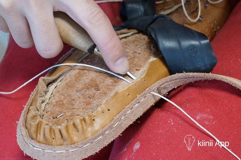 手工缝制鞋底鞋帮图片